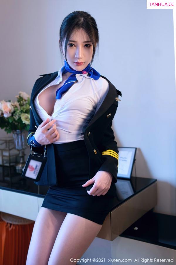 Coral 顾乔楠 空乘小姐姐顾乔楠 制服机长长发飘逸第21张图片